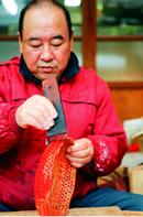 まだら模様の元となる下地を塗る